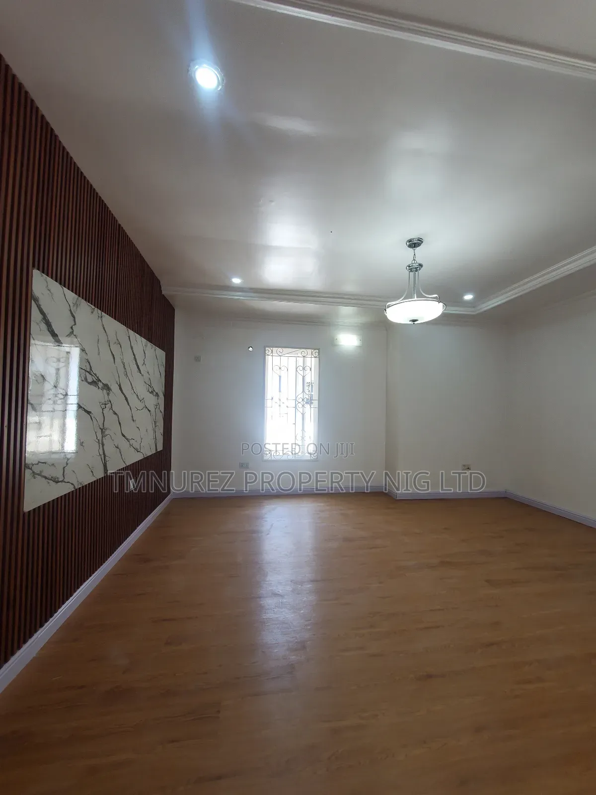 2bdrm Apartment in Lekki Phase1 Estate for rent in Lekki Phase 1