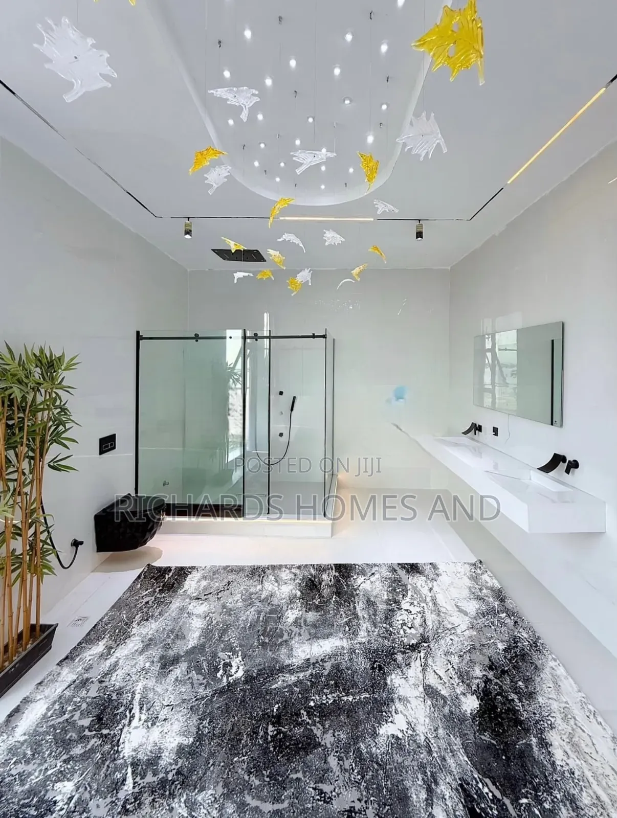 5bdrm House in Osapa london for sale in Osapa london