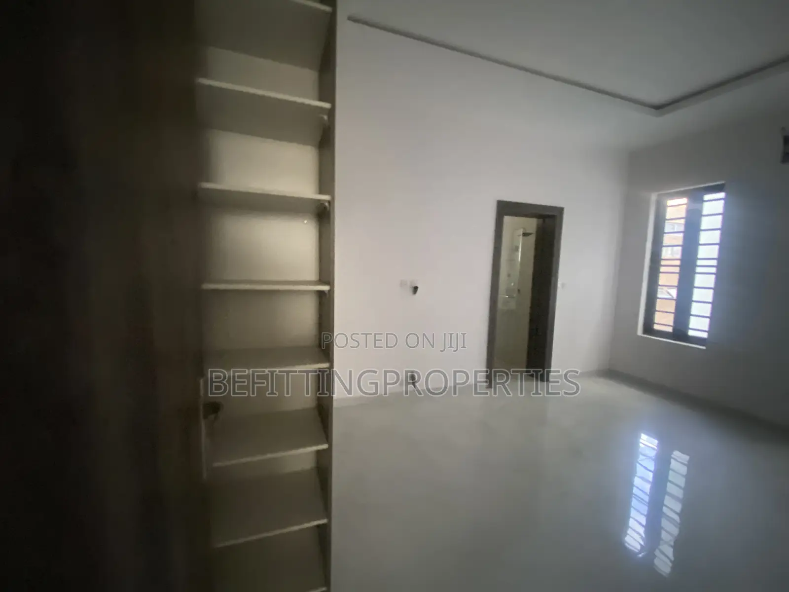 3bdrm Block of Flats in Ikeja for sale in Ikeja
