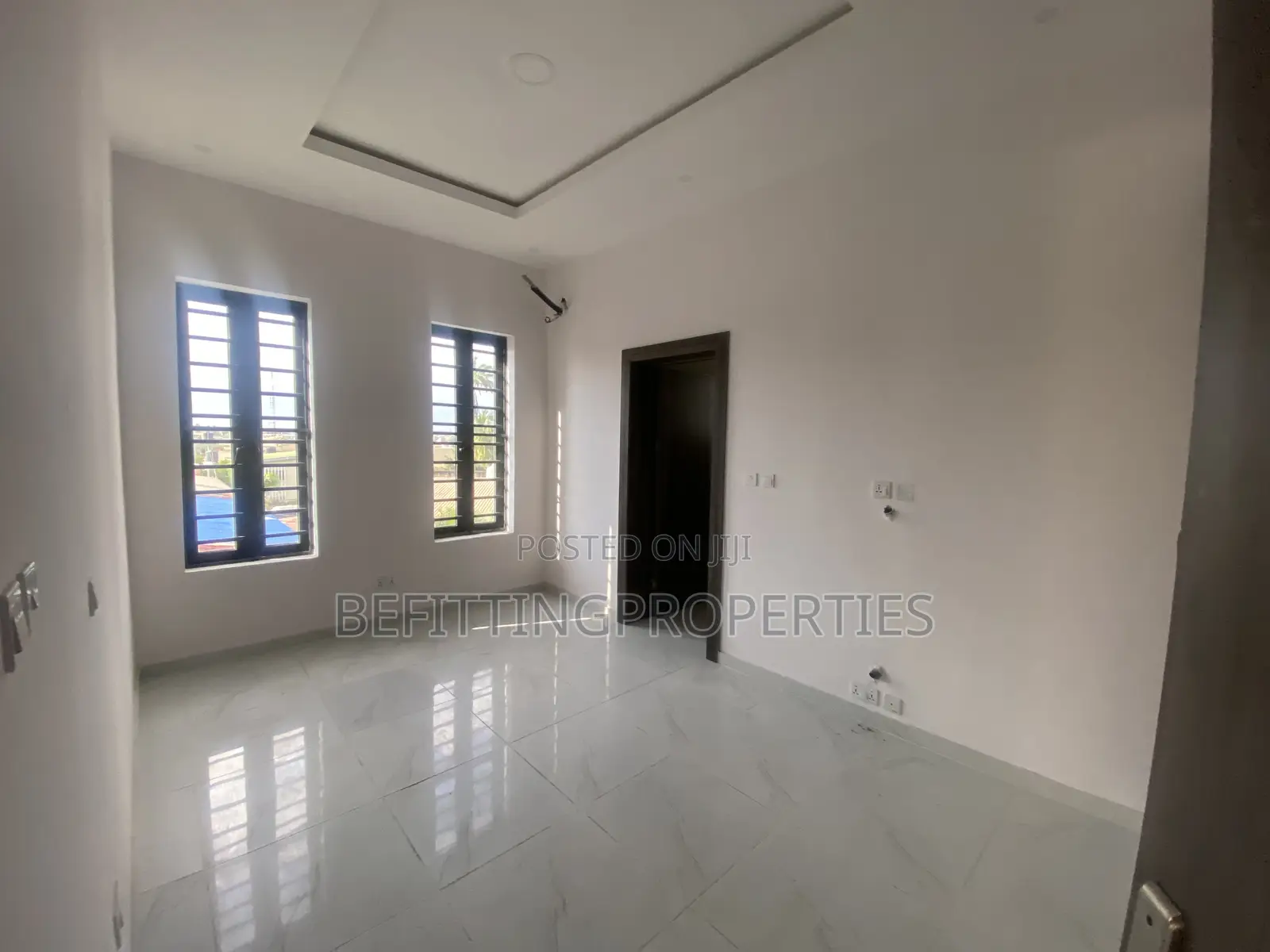 3bdrm Block of Flats in Ikeja for sale in Ikeja