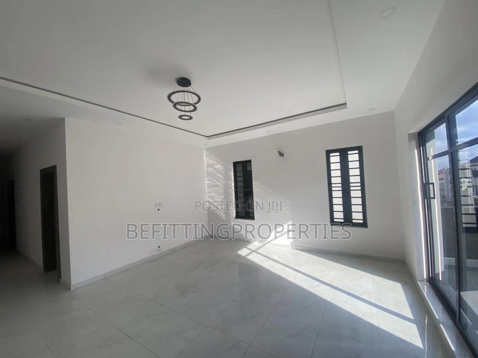 3bdrm Block of Flats in Ikeja for sale in Ikeja