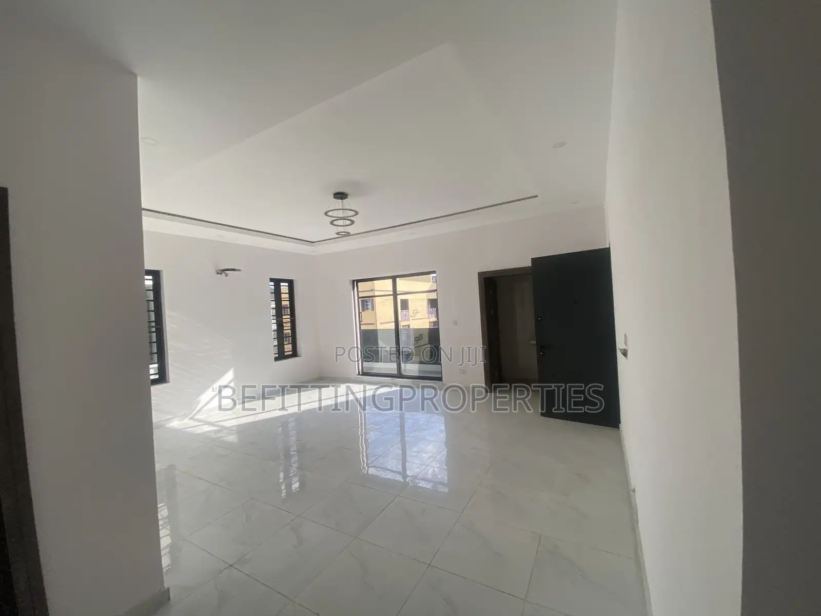 3bdrm Block of Flats in Ikeja for sale in Ikeja