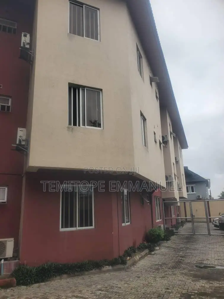 Strategically 9 Units Blocks of Flat + Bungalow in Lekki Phase 1