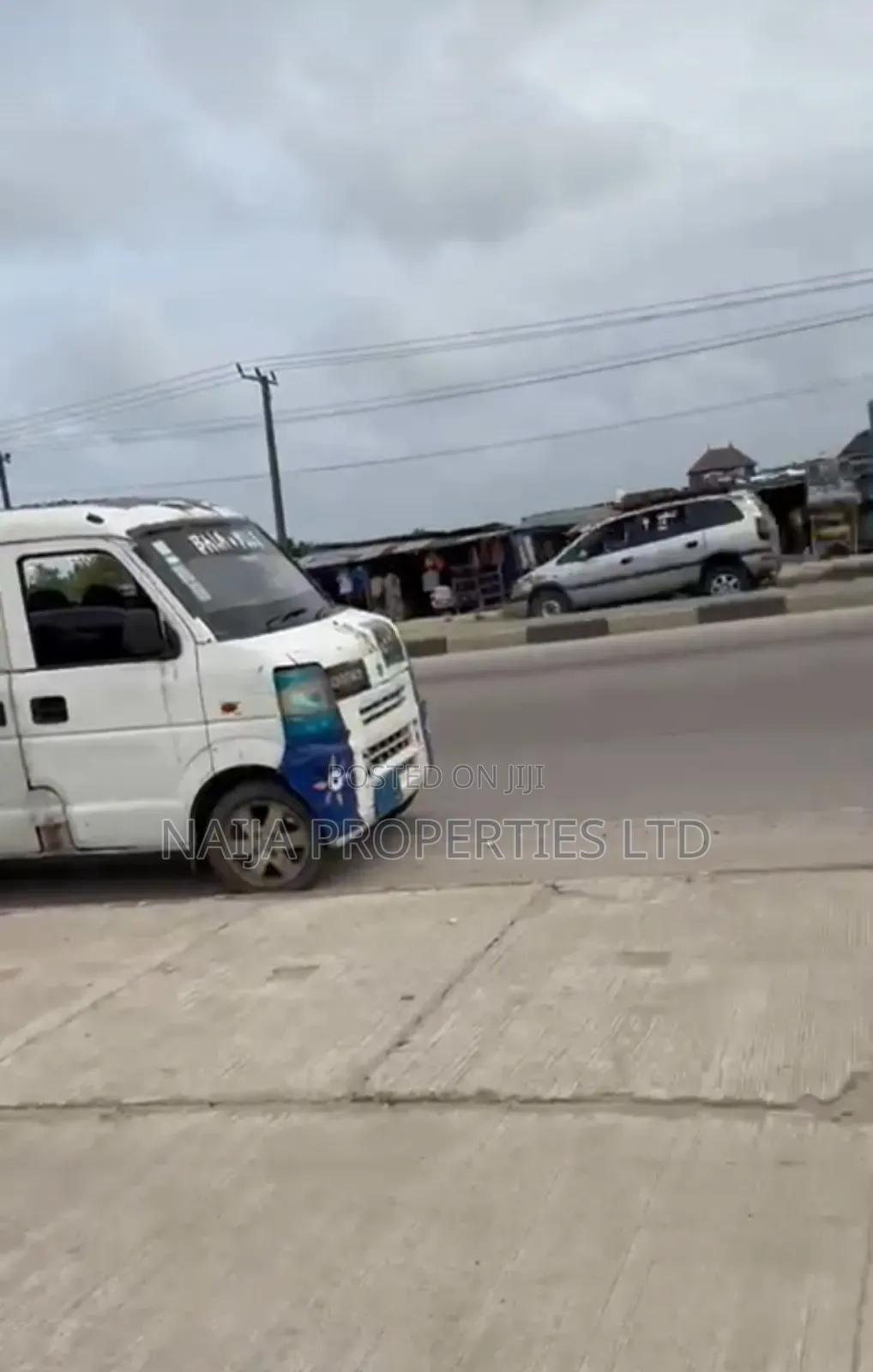 3 Plots of Land Directly Facing Lekki-Epe Express at Aiyeteju for Sale in Ibeju