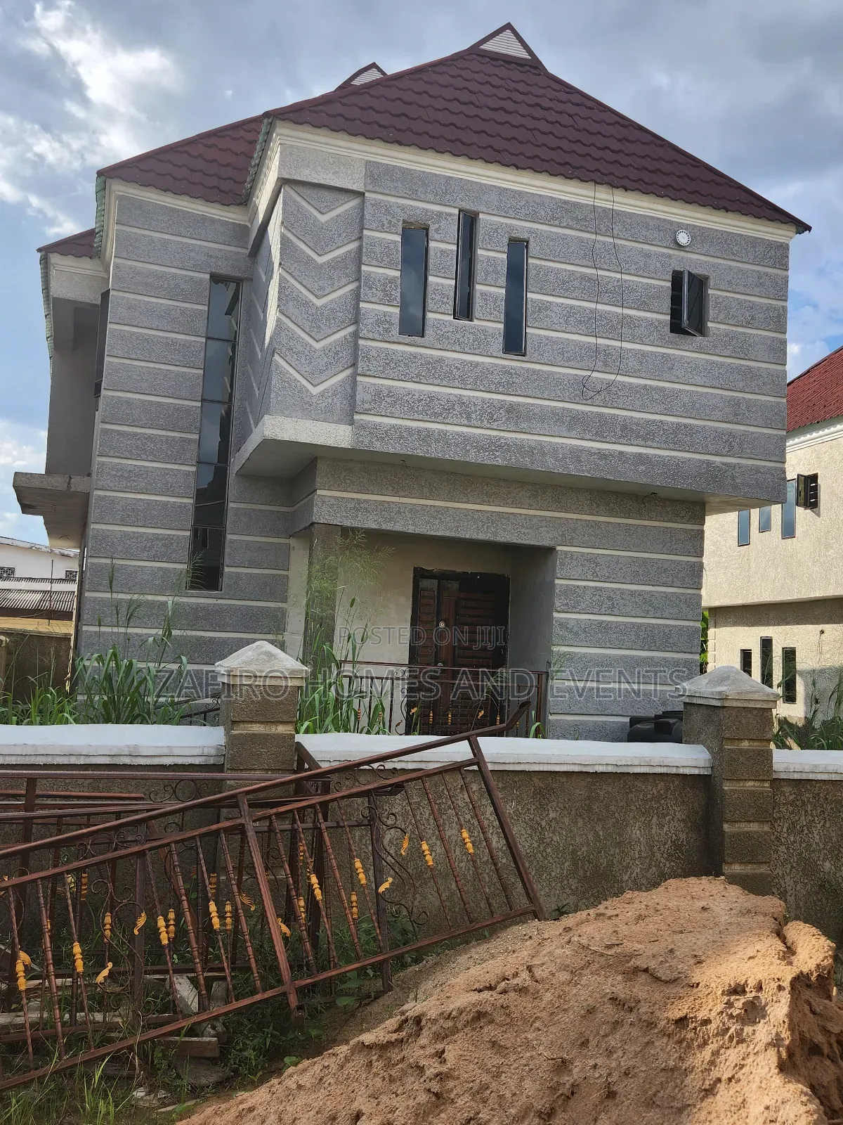 4bdrm Duplex in New Bodija for sale in Bodija