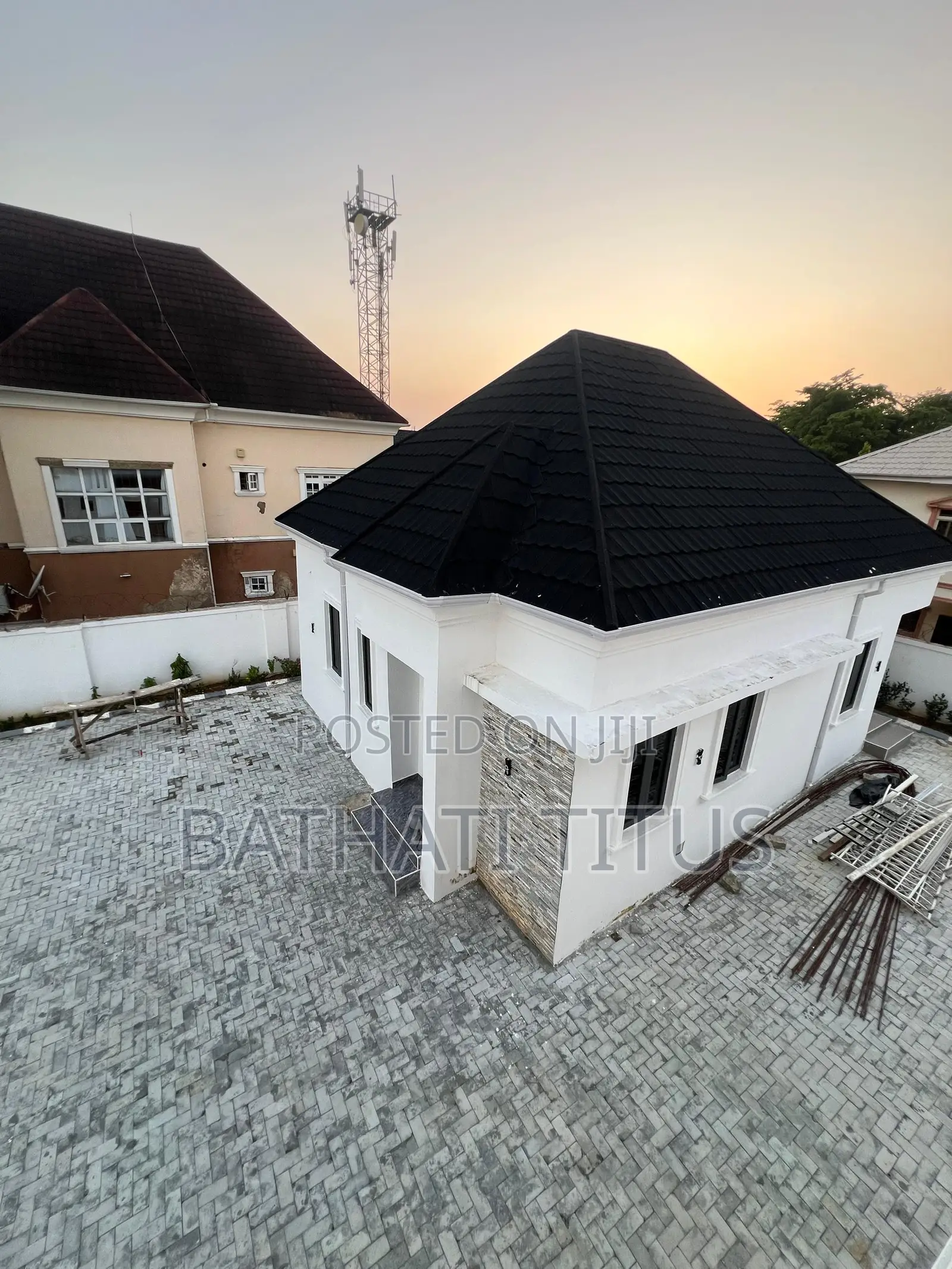 5bdrm Duplex in Gwarimpa Estate, Bunkoro for sale in Bunkoro