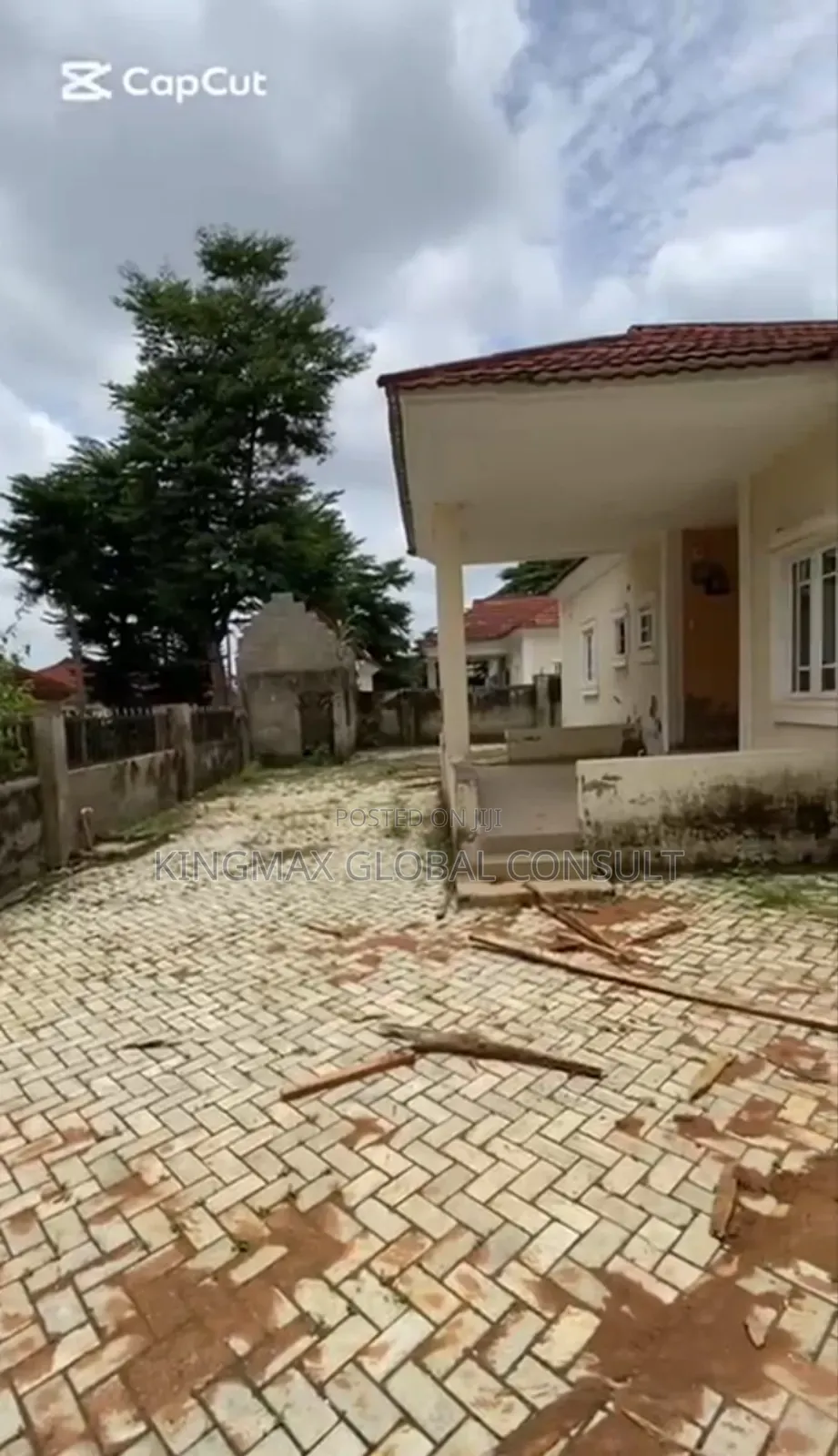 3bdrm Bungalow in Lugbe Abuja for sale in Lugbe District