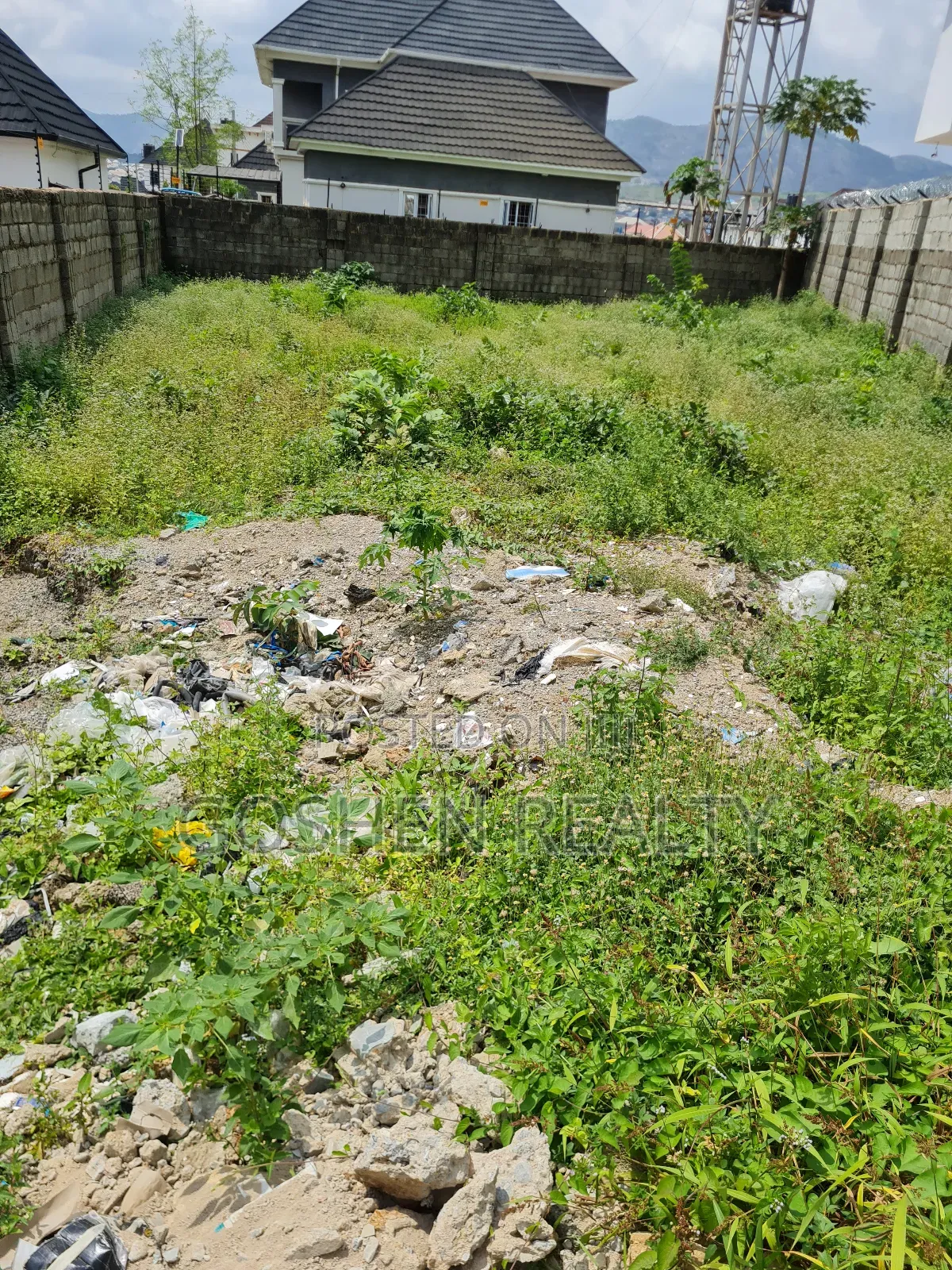 450 SQM Residential Land in Kubwa
