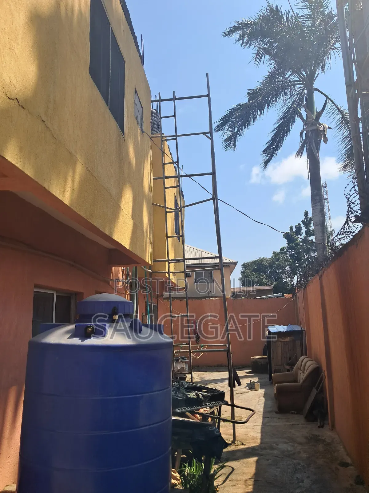 3bdrm Block of Flats in Site A, Satellite Town for sale in Satellite Town
