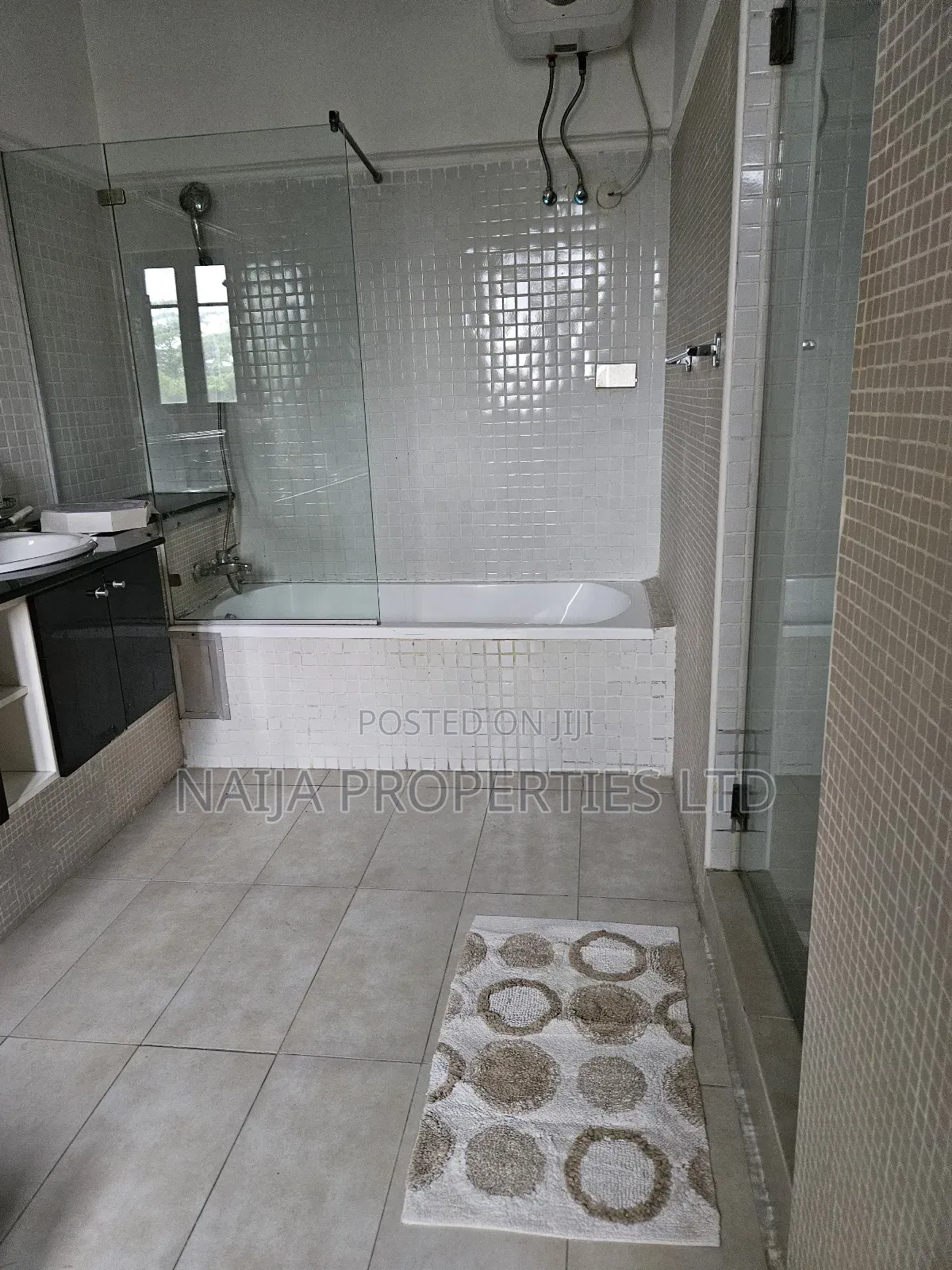 3bdrm Apartment in Oniru Estate, Victoria Island for sale in Victoria Island