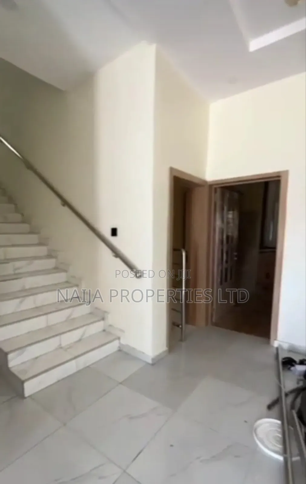5bdrm Duplex in Sapphire Garden, Awoyaya for sale in Awoyaya