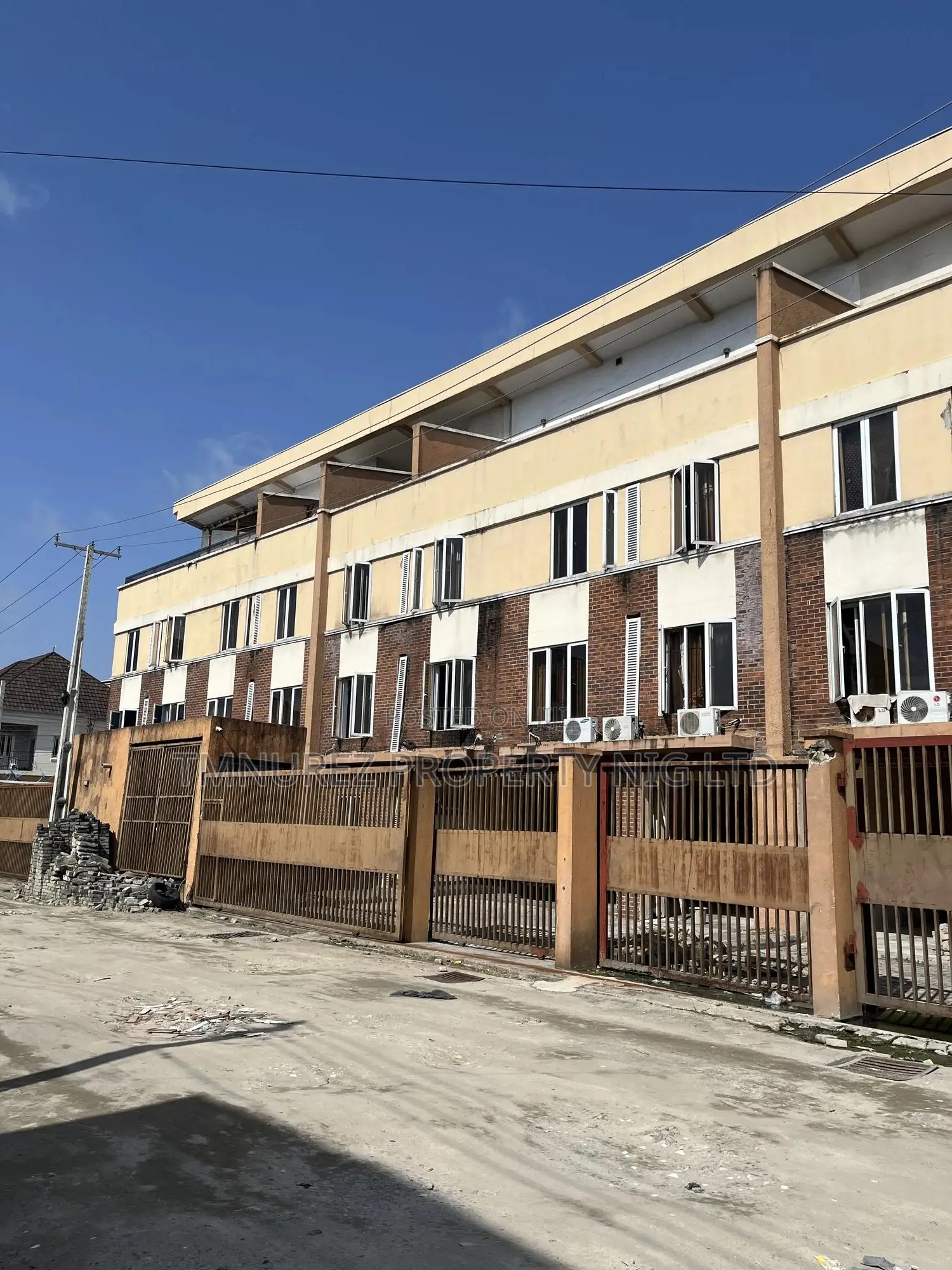 2bdrm Apartment in Agungi, Lekki for rent in Lekki