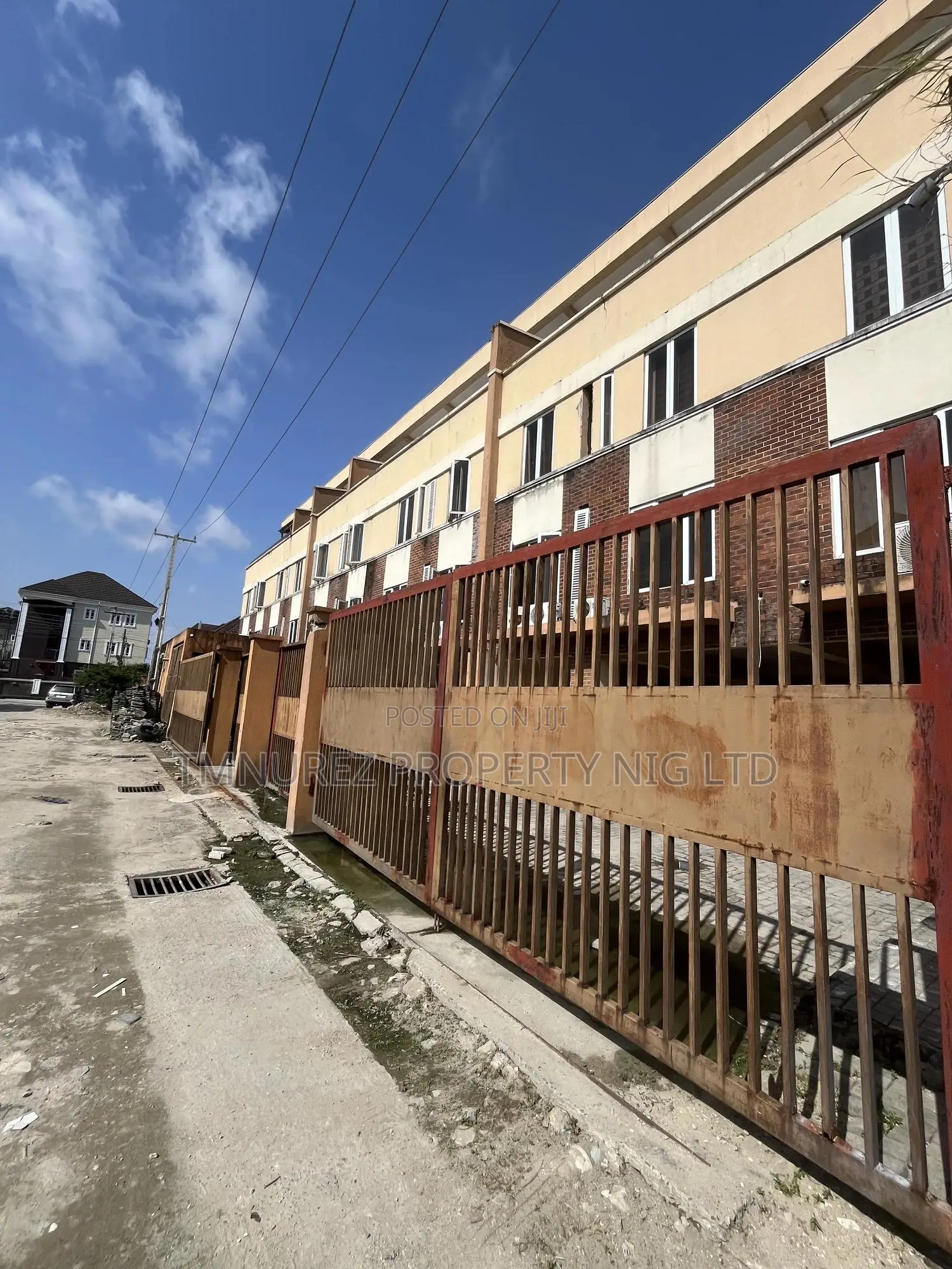 1bdrm Apartment in Agungi, Lekki for rent in Lekki