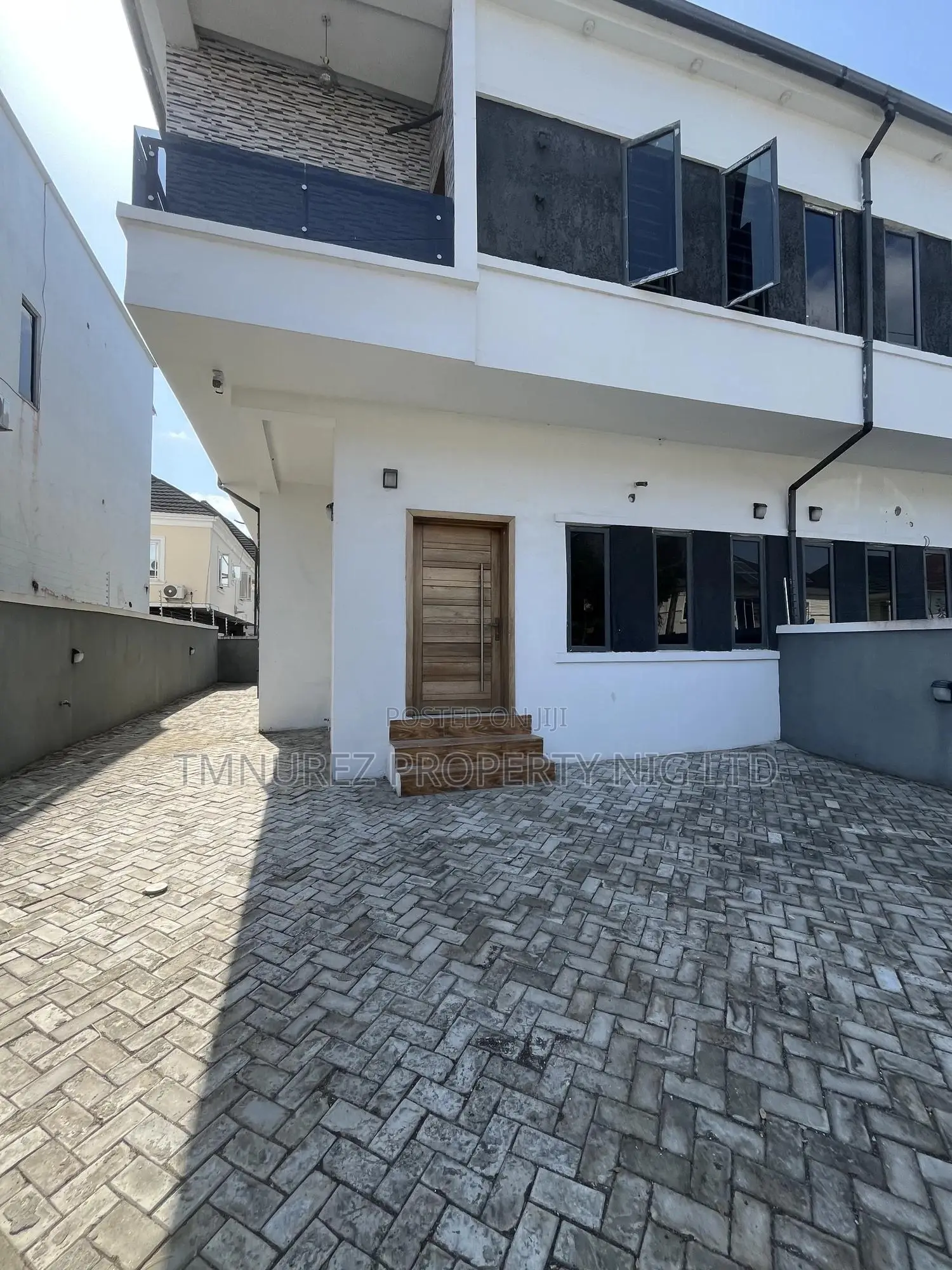 4bdrm Duplex in Agungi, Lekki for rent in Lekki