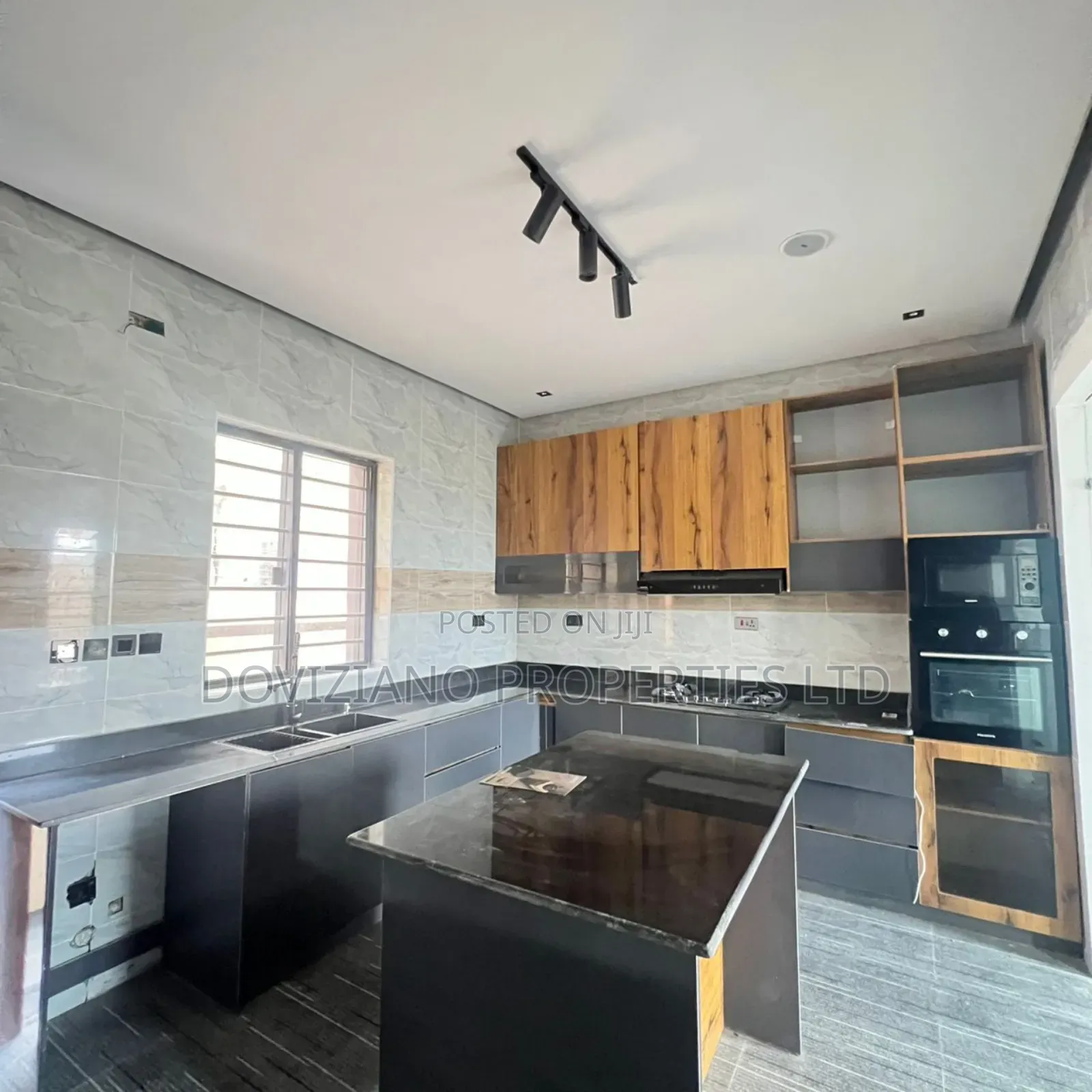 4bdrm Duplex in Ajah for sale in Ajah