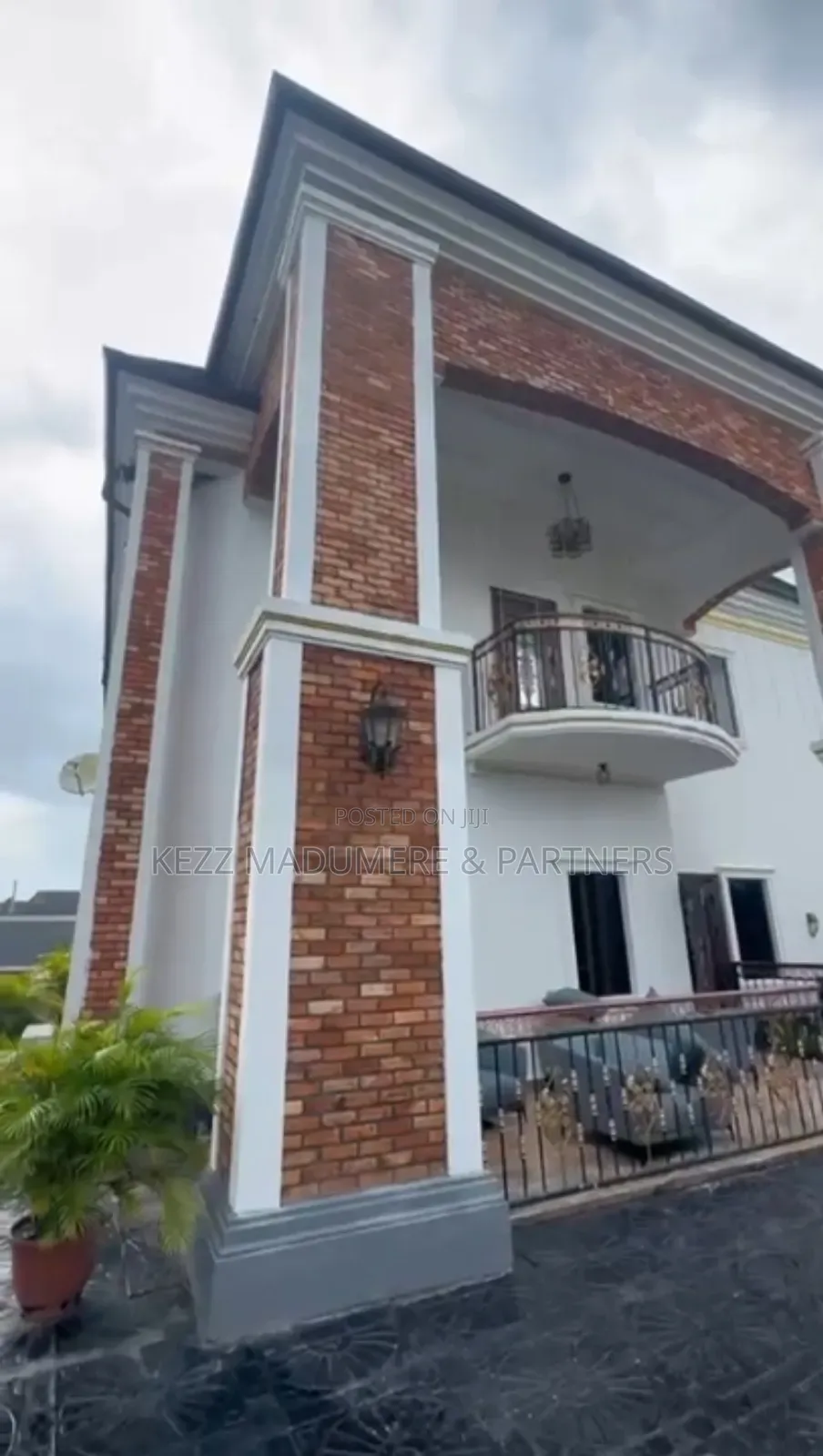 5bdrm Duplex in Gated Estate, Off for sale in Port-Harcourt