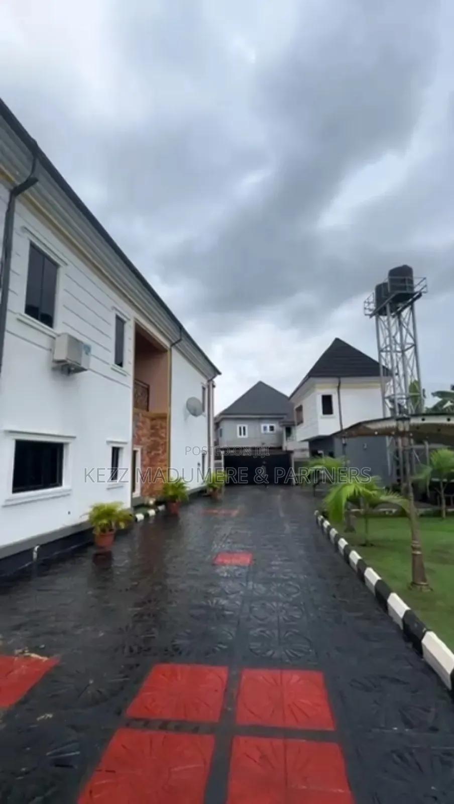 5bdrm Duplex in Gated Estate, Off for sale in Port-Harcourt