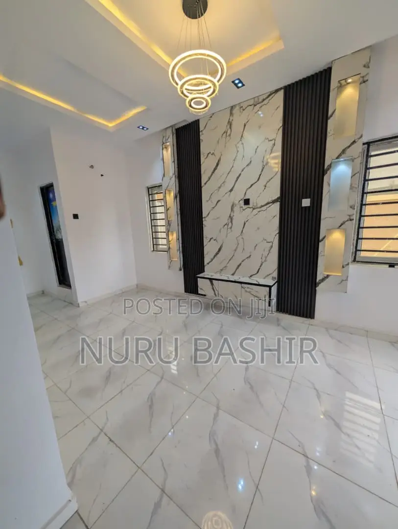 3bdrm Bungalow in Harmony Estate, Ologuneru for sale in Ologuneru