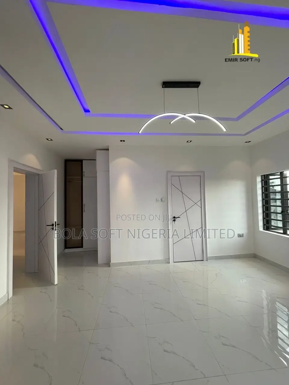 4bdrm Mansion in Oluyole Estate for sale in Oluyole
