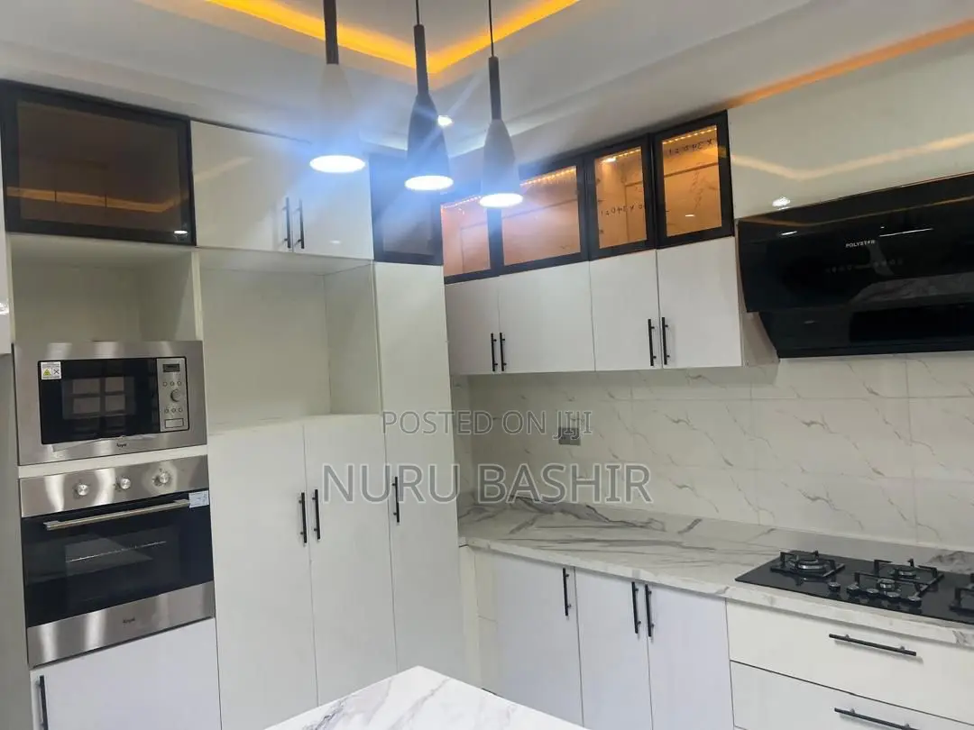 Furnished 4bdrm Duplex in Star Gate, Oluyole Estate for sale in Oluyole Estate