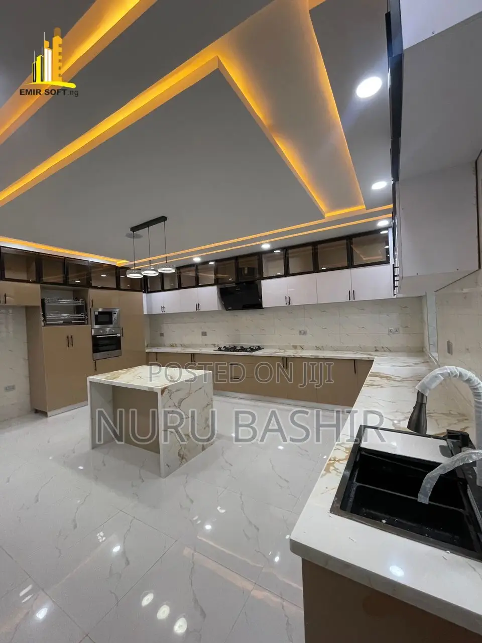 Furnished 4bdrm Duplex in Oluyole for sale in Oluyole Estate