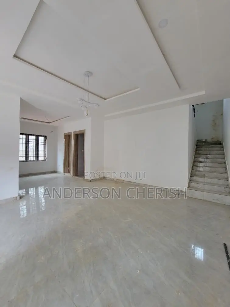 4bdrm Duplex in Life Camp for rent in Life Camp