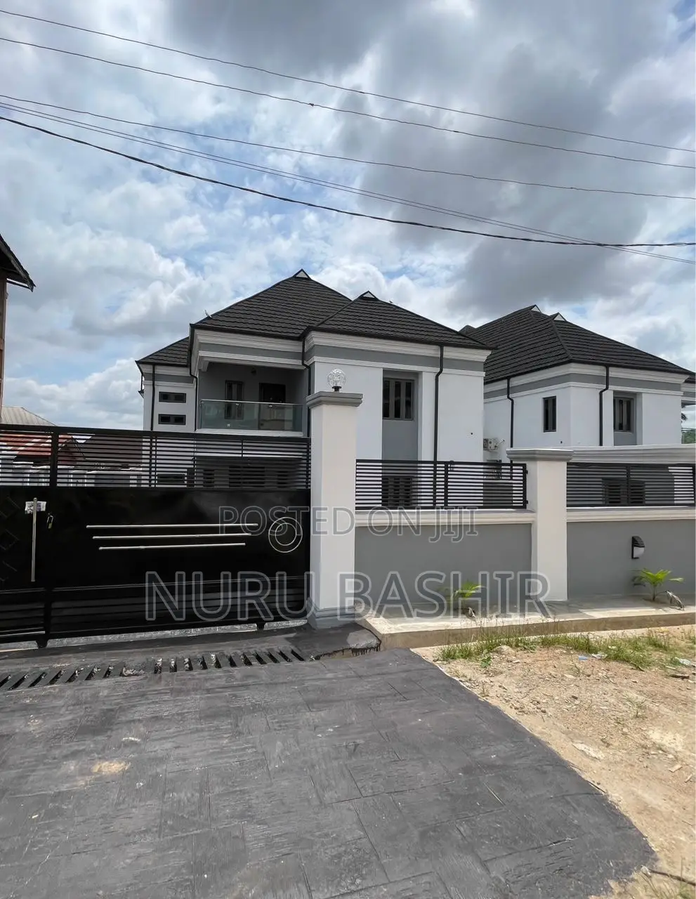 Furnished 5bdrm Duplex in Oluyole Estate for sale in Oluyole Estate