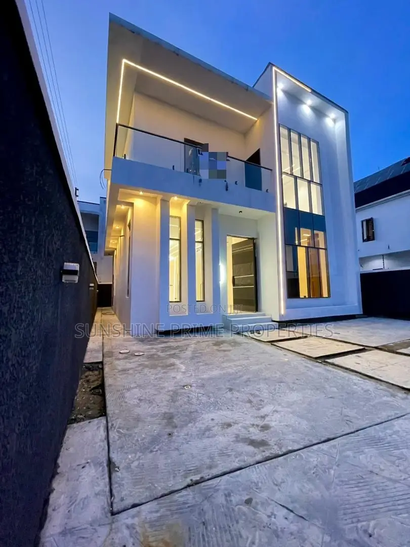 4bdrm Duplex in Lekki Ajah for sale in Ajah