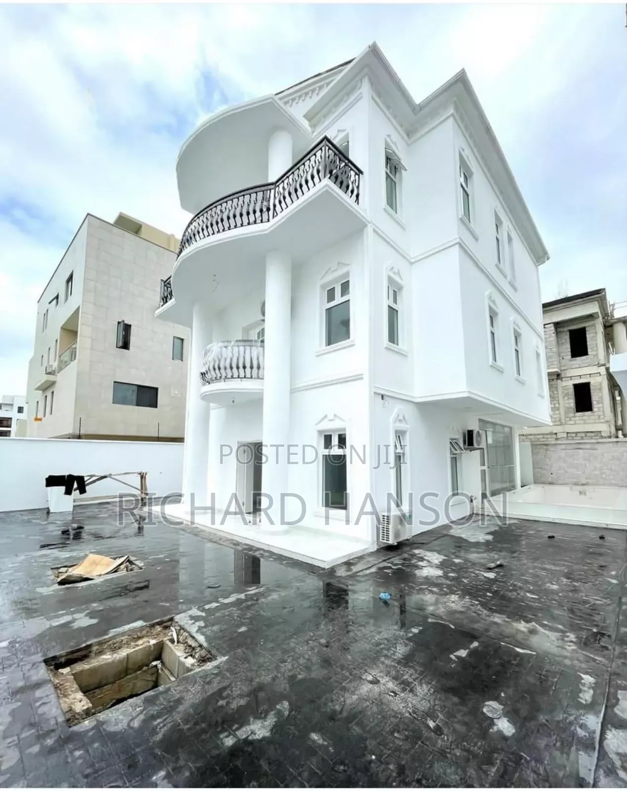 4bdrm Duplex in Banana Island for rent in Banana Island