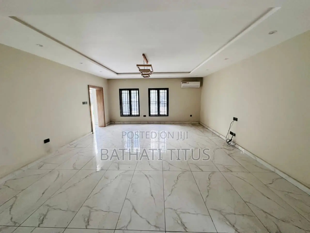 5bdrm Duplex in Wuye for sale in Wuye