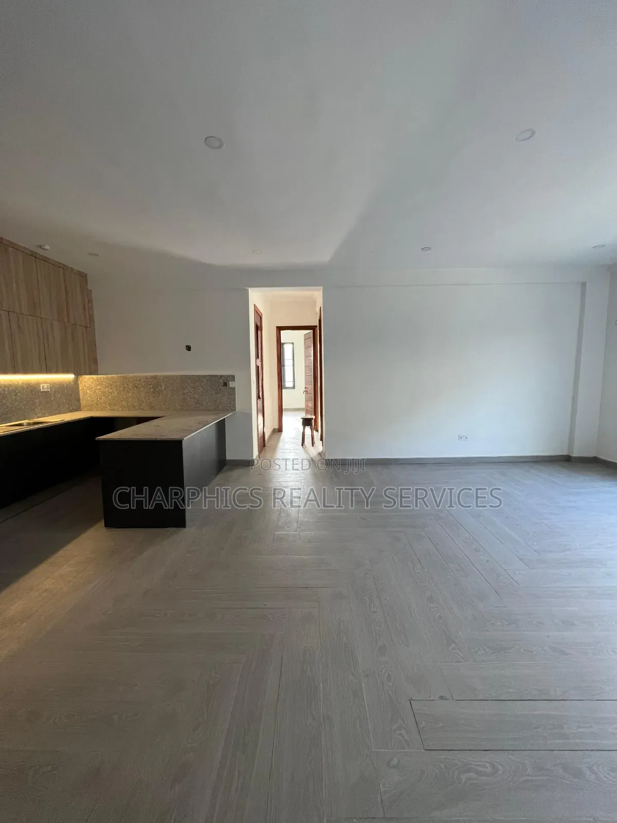 3bdrm Apartment In Ikate For Sale in Ikate