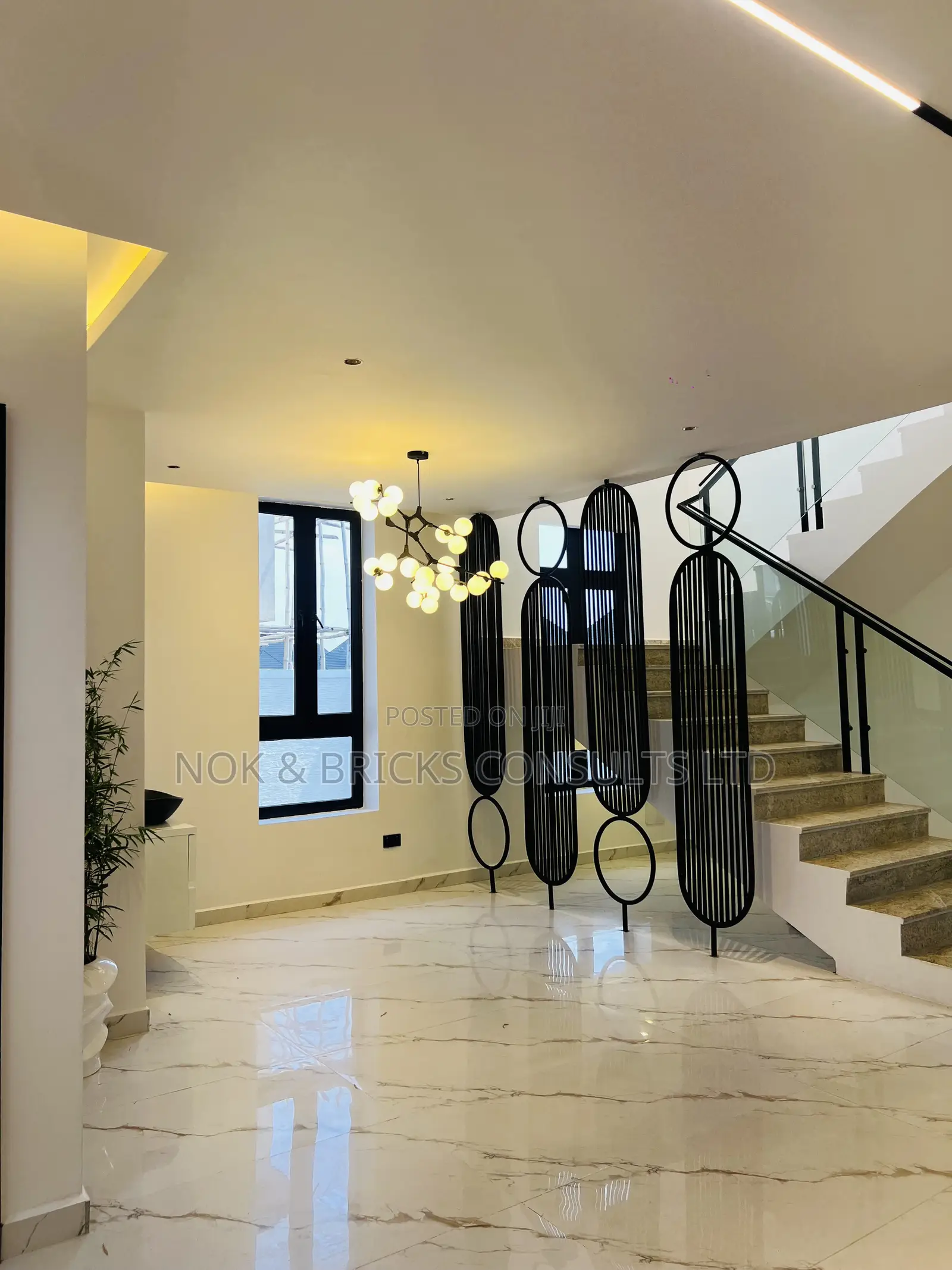 5bdrm Duplex in The Bridge for sale in Galadimawa