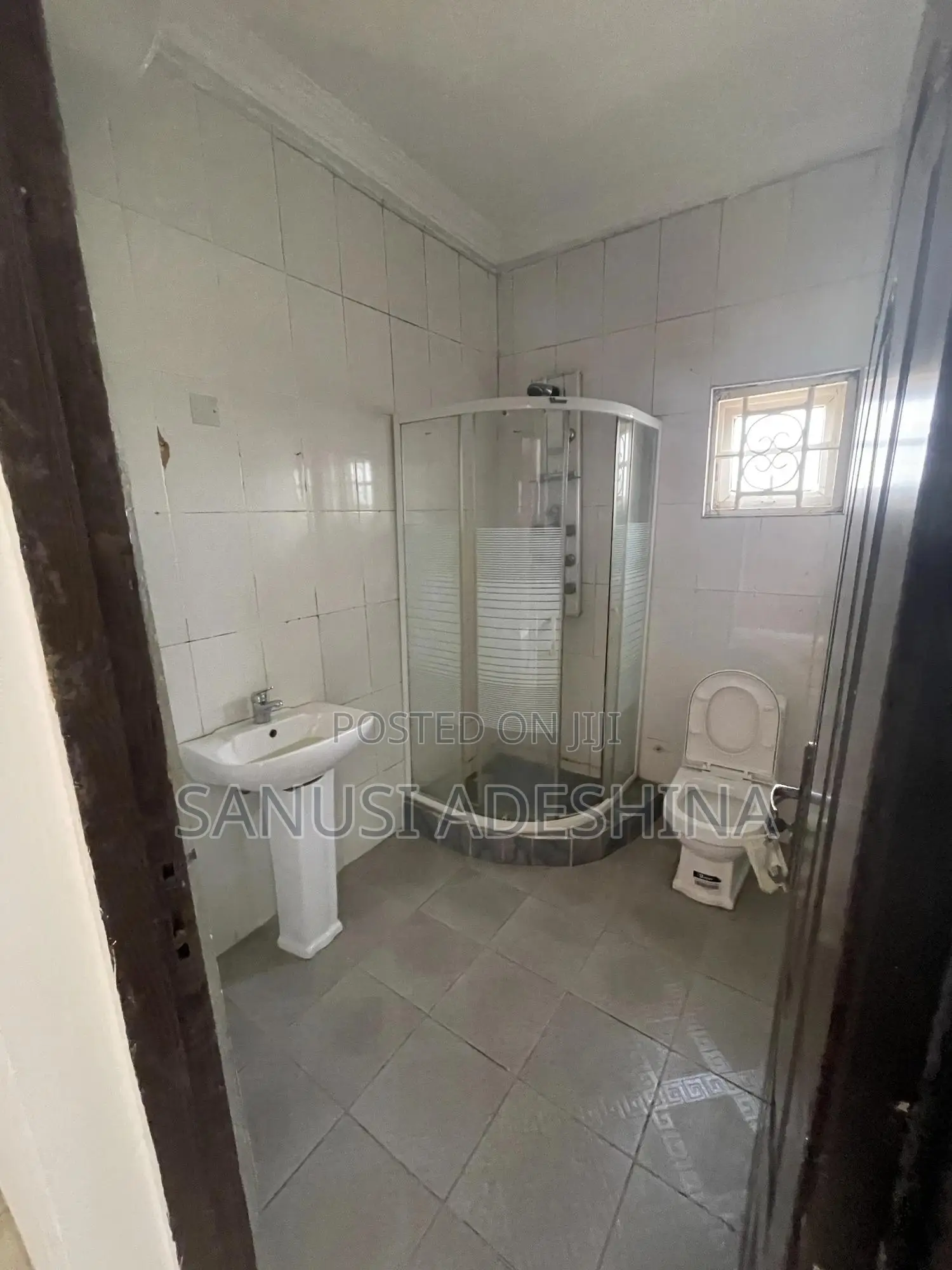 3bdrm Block of Flats in Jahi Gilmore,Fct for rent in Jahi