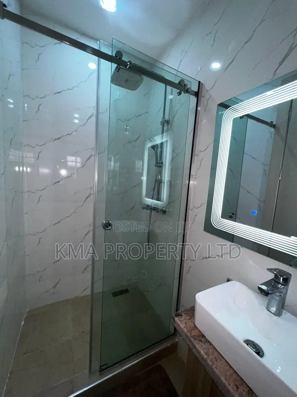 Luxurious 2/3 Bedroom Apartment in Ikeja GRA