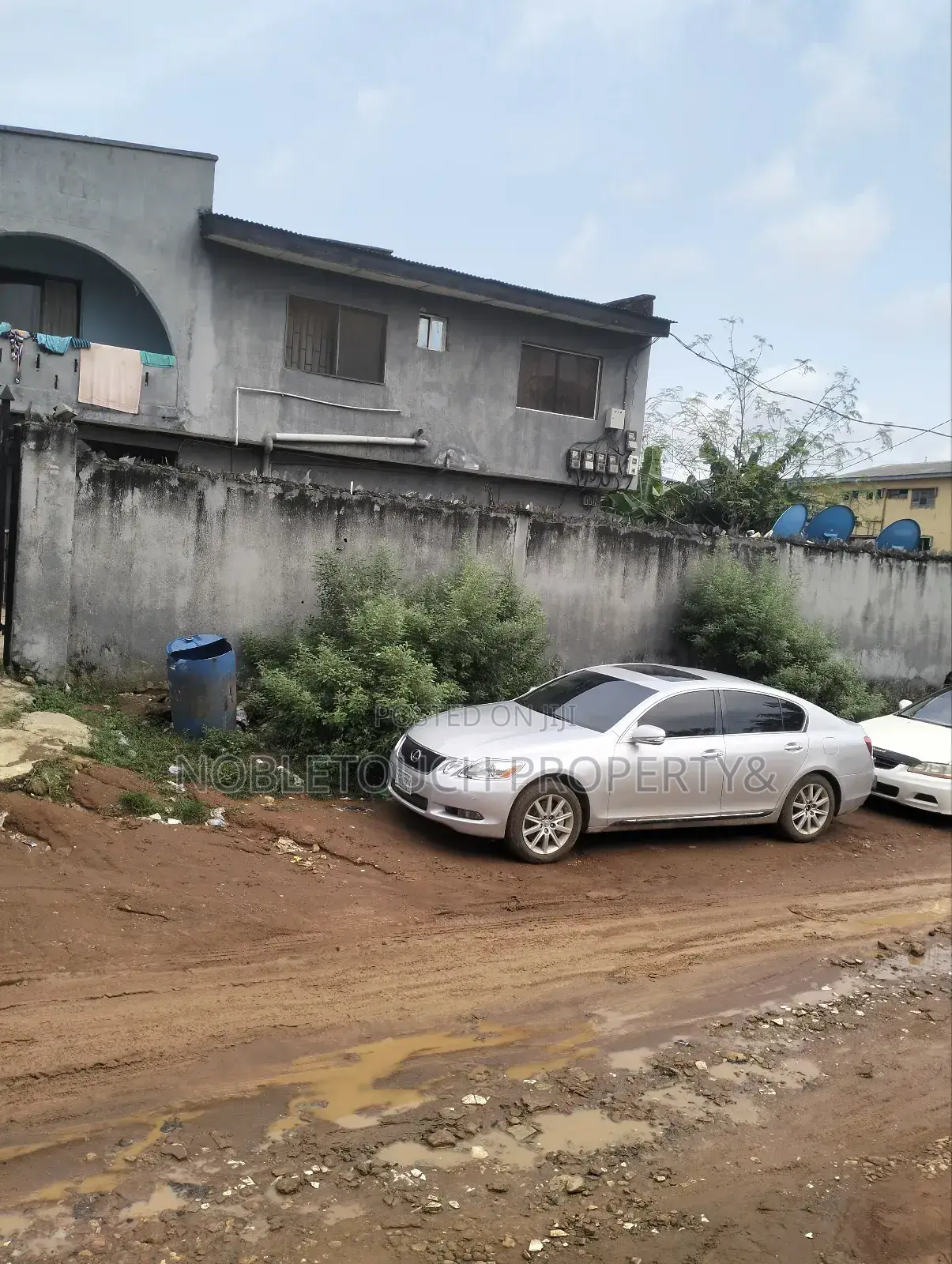 3bdrm Block of Flats in Ikotun Idimu Lagos, Iseri Olofin for sale in Iseri Olofin