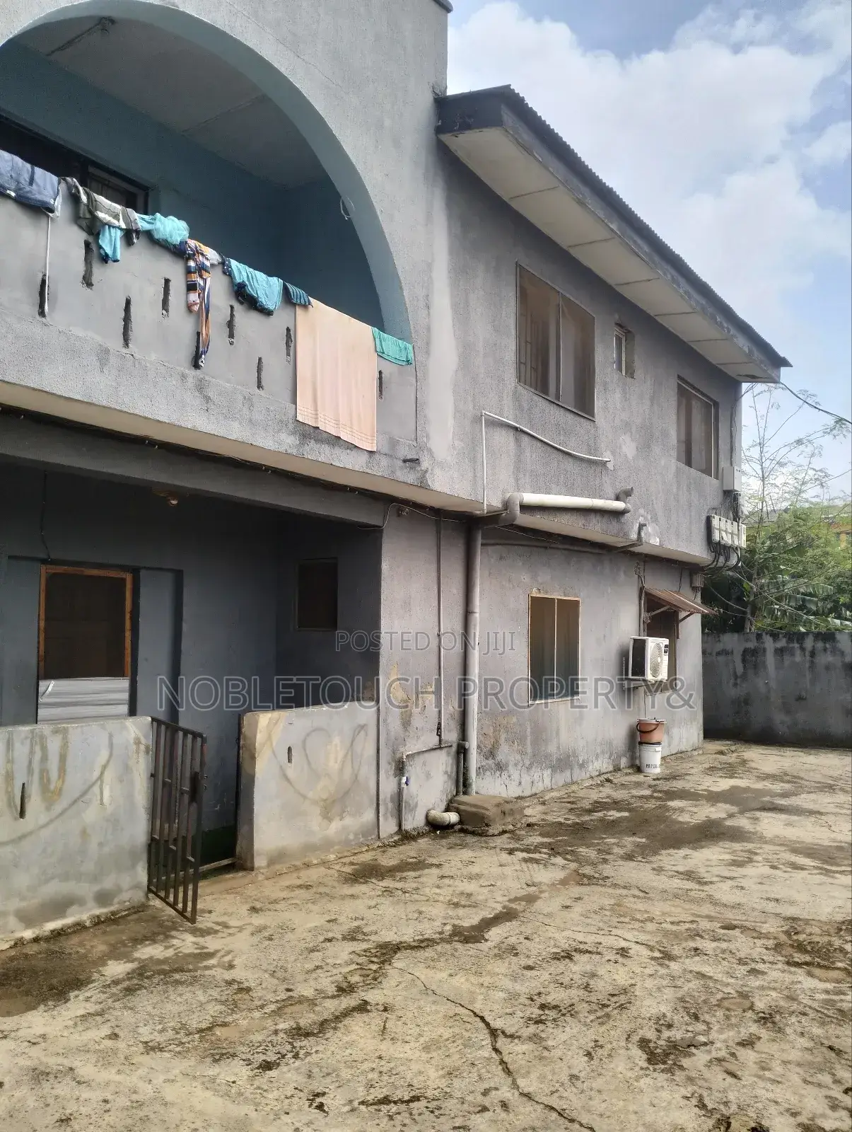 3bdrm Block of Flats in Ikotun Idimu Lagos, Iseri Olofin for sale in Iseri Olofin