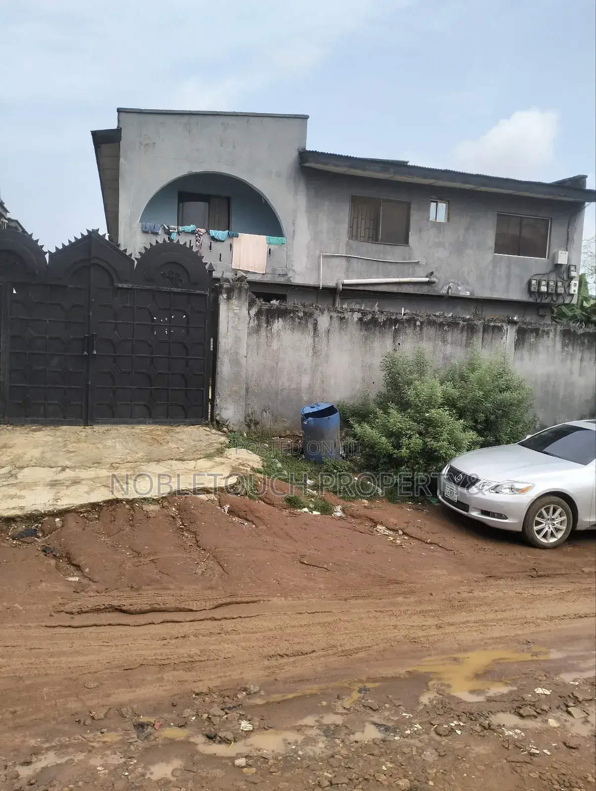 3bdrm Block of Flats in Ikotun Idimu Lagos, Iseri Olofin for sale in Iseri Olofin