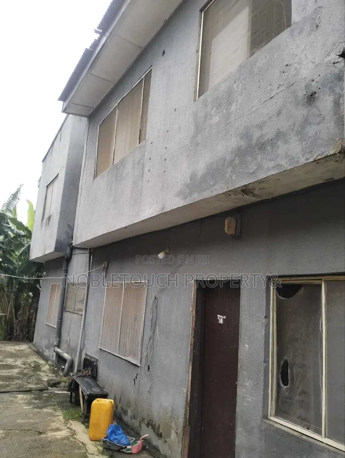 3bdrm Block of Flats in Ikotun Idimu Lagos, Iseri Olofin for sale in Iseri Olofin