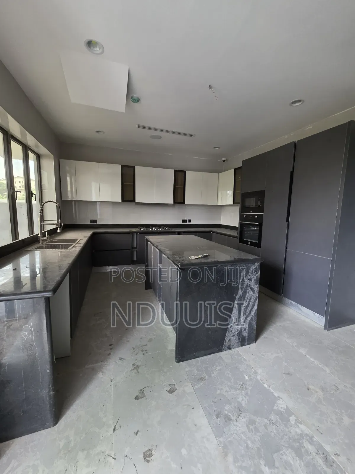 6bdrm Duplex in Guzape District for sale in Guzape District