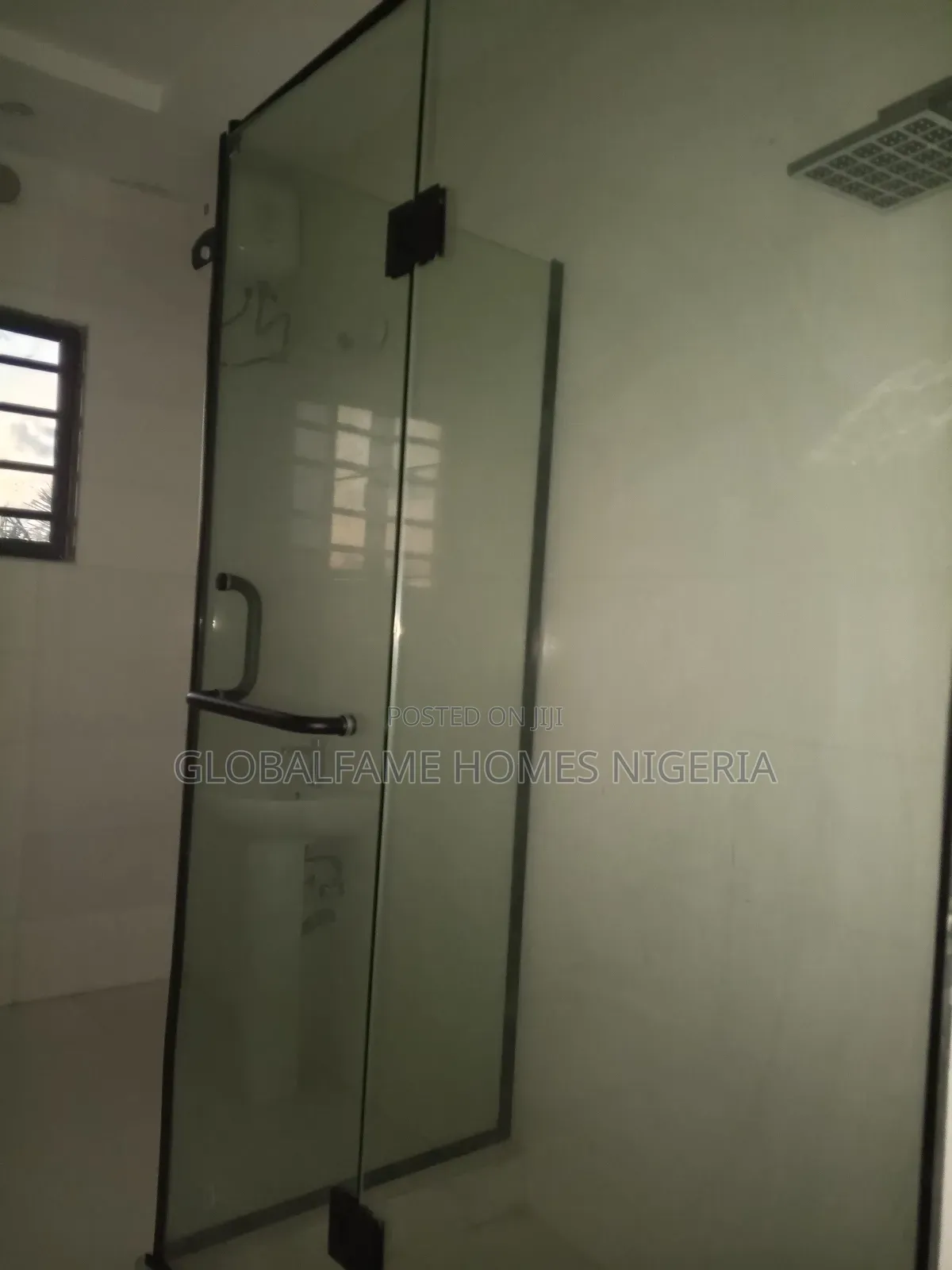 4bdrm Duplex in Beachwood Estate, Lakowe for sale in Lakowe