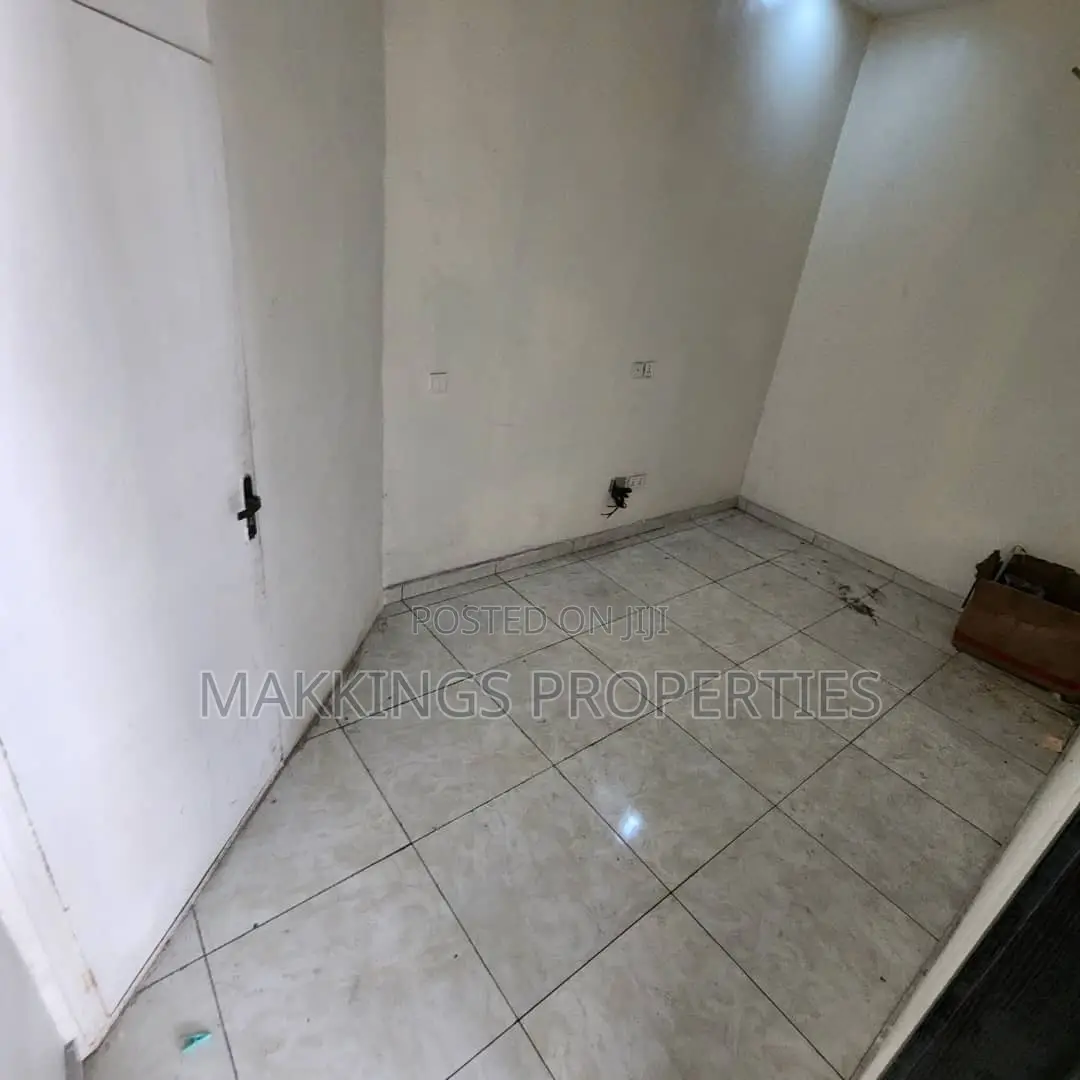 Mini Flat in Agungi for rent in Agungi
