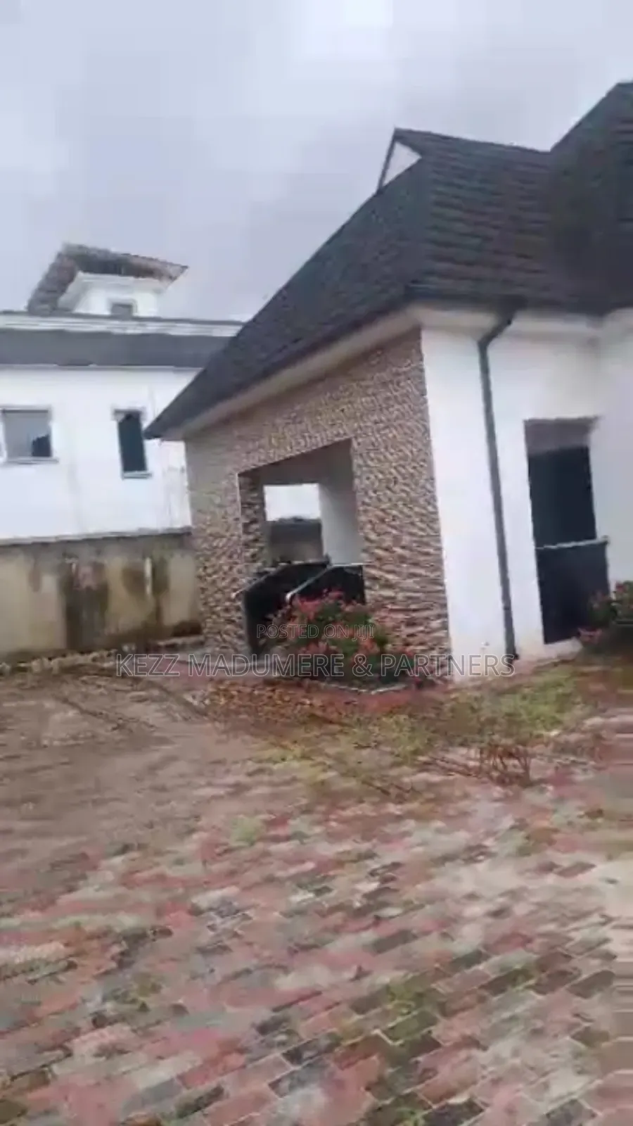 4bdrm Bungalow in Egbelu Road Off for sale in Port-Harcourt
