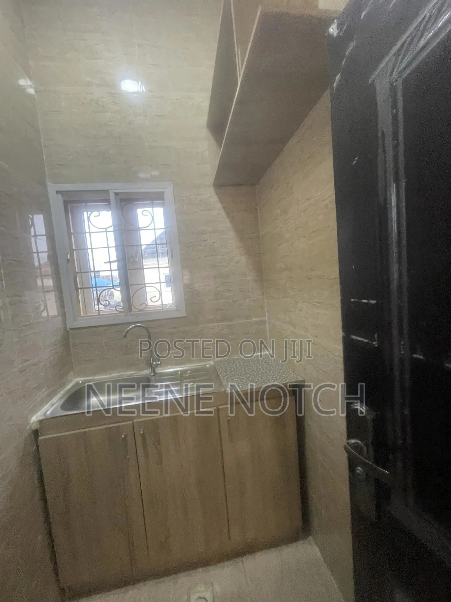 New Built 1 Bedroom and Palour and Also Another Selfcon in Galadimawa