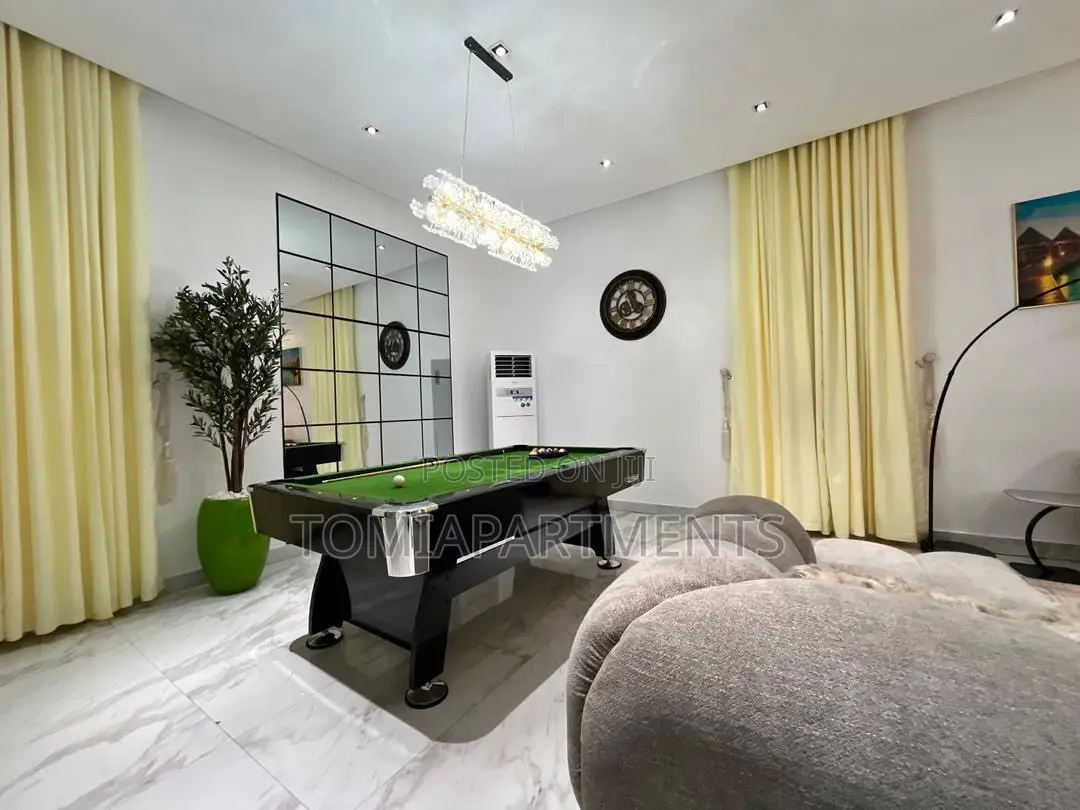 5 Bedroom Detached Self Compound Duplex Shortlet Apartment in Lekki in Ikate