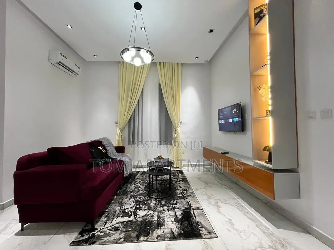 5 Bedroom Detached Self Compound Duplex Shortlet Apartment in Lekki in Ikate
