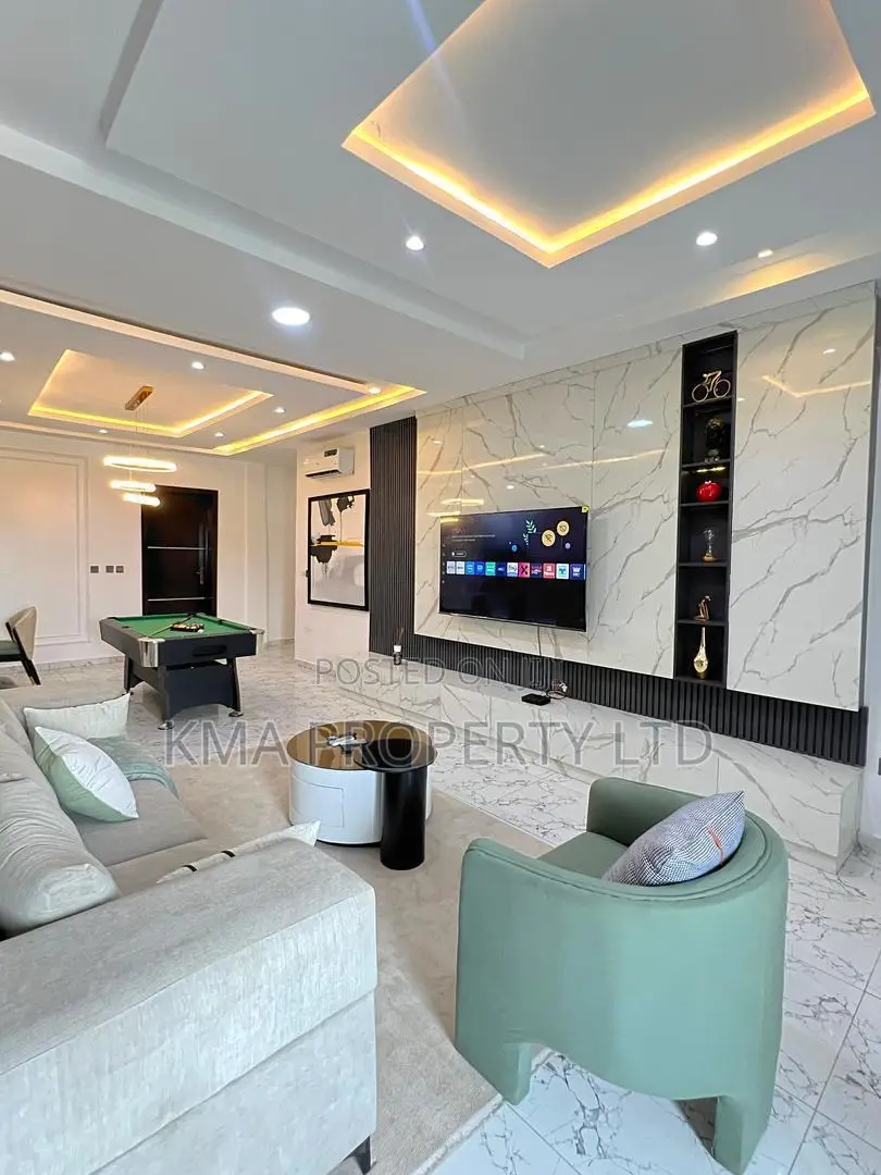 Luxurious 2 Bedroom Penthouse Apartment in Ikate