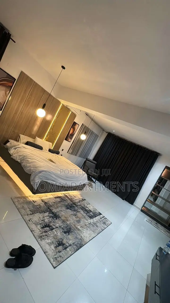 Beautiful 4 Bedroom Duplex Shortlet With Ps5 Snooker in Lekki in Lekki Phase 1