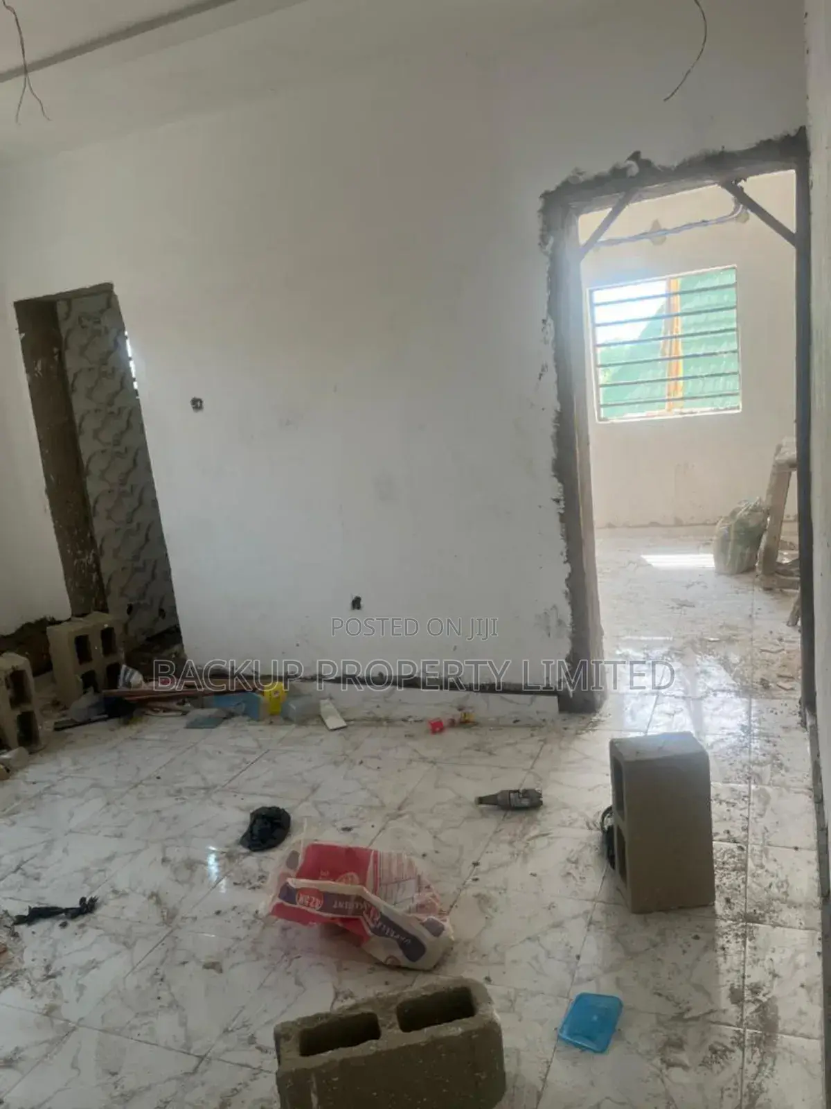 Mini Flat in Abule Ijesha for sale in Abule-Ijesha