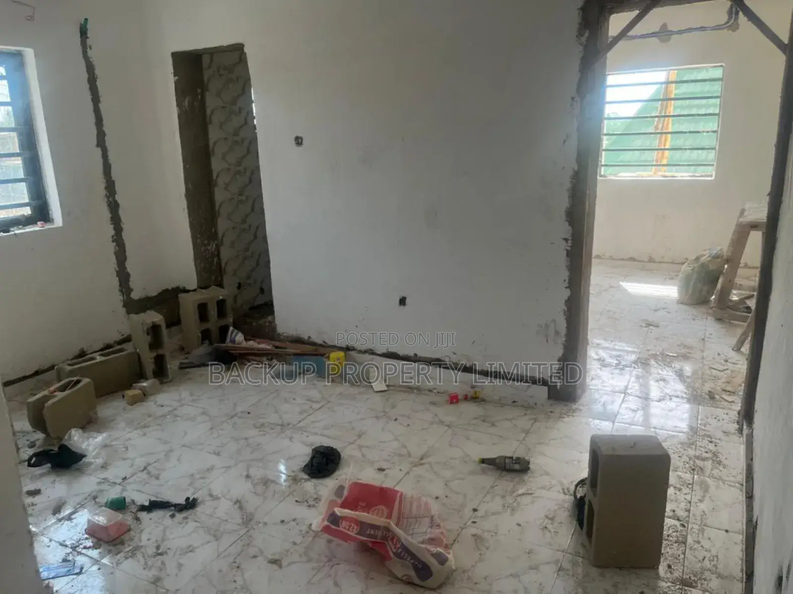 Mini Flat in Abule Ijesha for sale in Abule-Ijesha