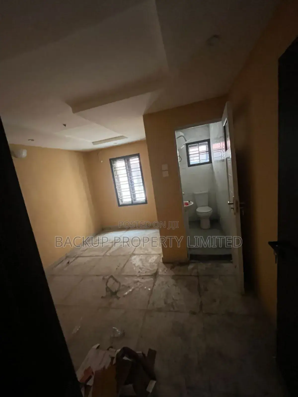3bdrm Apartment in Bornuway, Alagomeji for rent in Alagomeji